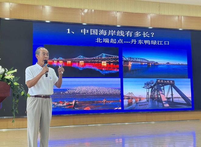 青岛：海洋科普教育进校园点燃学生科学梦想(图2)