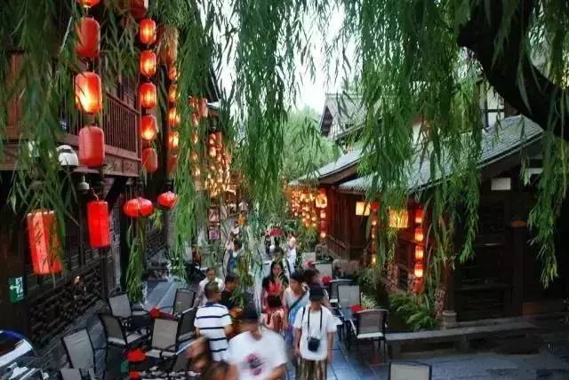 【城市地理】中国最安逸的十座城市最适合养老！高考常考点：发展与乡村发展(图3)