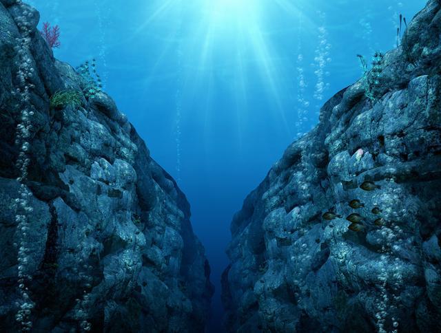 回顾：大海到底有多可怕？发生在海洋里“诡异的危险”有哪些？(图11)
