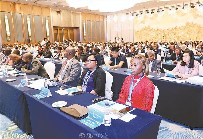 强强联手向海图强2024东亚海大会暨厦门国际海洋周在厦开幕(图2)
