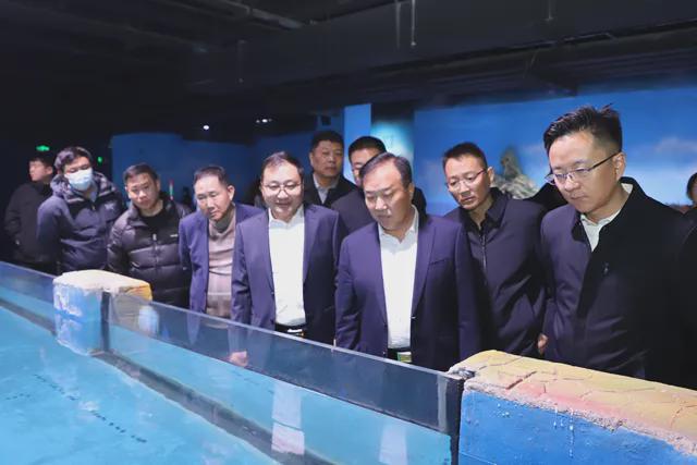 滕州：海底世界运营仪式举行(图3)