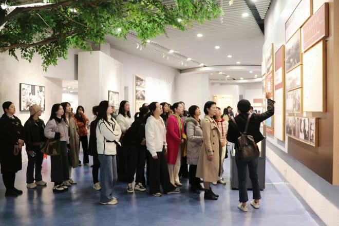 潮声逐浪·巾帼向新｜安溪法院开展庆祝 “三八”妇女节暨“女法官国际日”主题活动(图3)