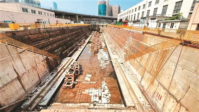 M0091B7CqgNOl3XTl2AUG9_AAAA5365598j(图2)