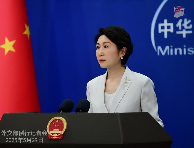 外交部回应浮标问题：中方依法行使主权权利日方炒作毫无根据(图2)