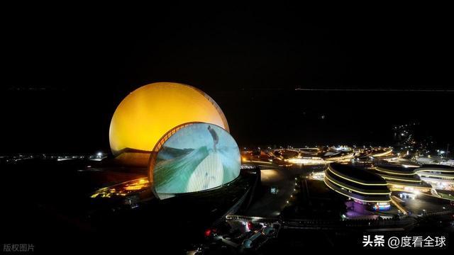 珠海深夜暴击！日月贝灯光亮起的瞬间整座城市都成了深海秘境(图8)