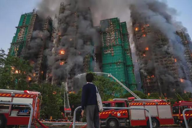 尖沙咀大火两年后75条人命拷问：香港竹架禁令为何比内地迟20年(图6)