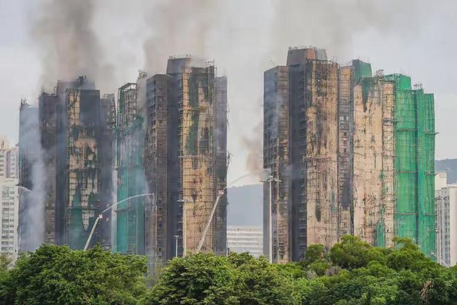 尖沙咀大火两年后75条人命拷问：香港竹架禁令为何比内地迟20年(图4)