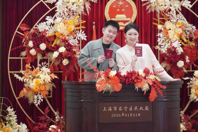 上海本土繁育的非洲企鹅宝宝今天有了自己的名字｜2026年第一天(图6)