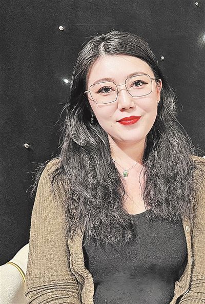 纪录片出新把青岛故事带上红毯(图2)
