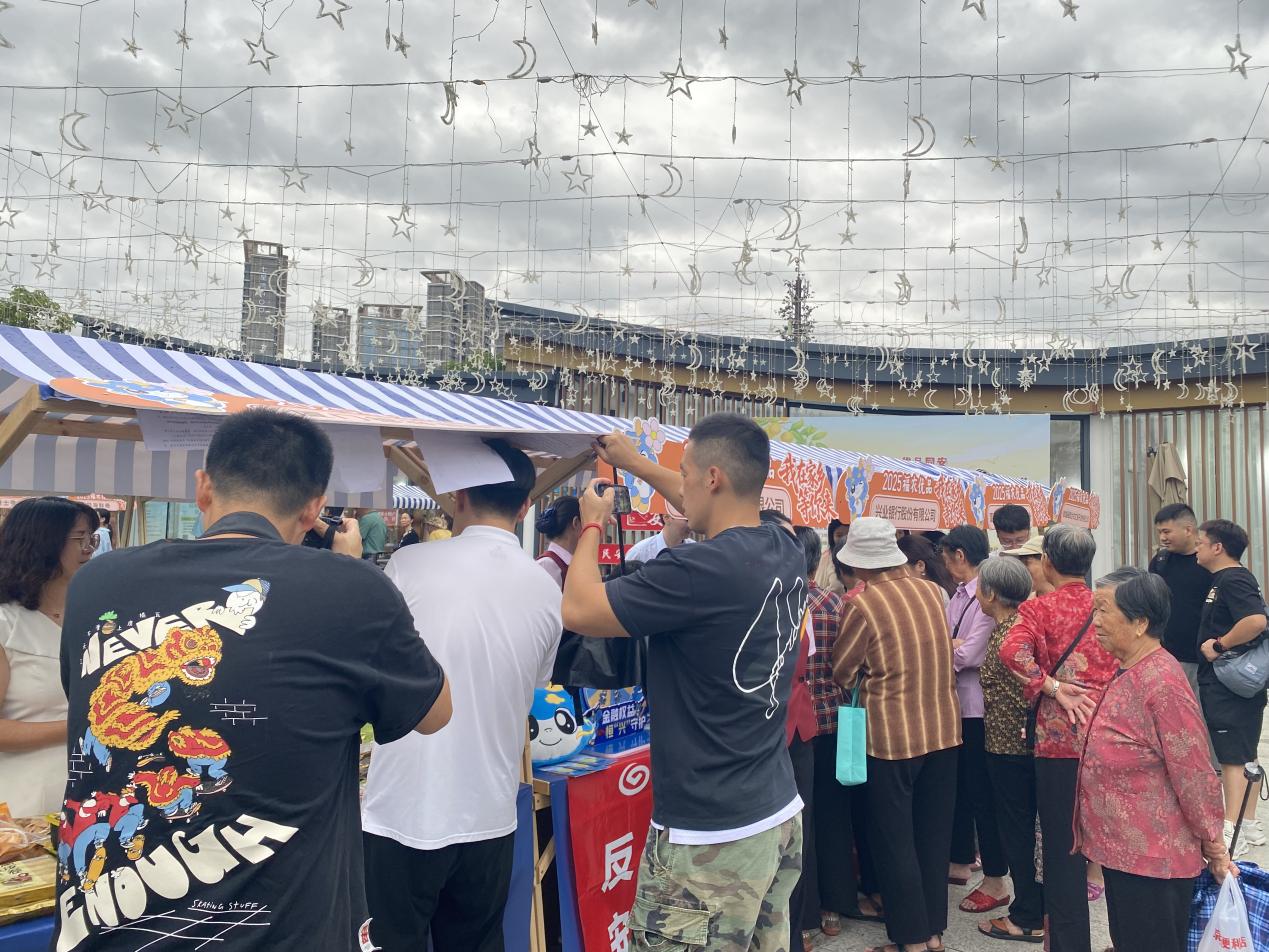 福建电商助农联盟走进同安：花香蟹甜稻飘香一村一品铺就振兴路(图2)